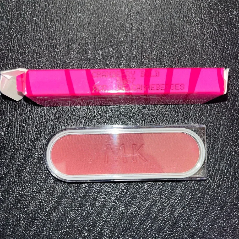 New Mary Kay Signature Cheek Color Blush - Cranberry Bold